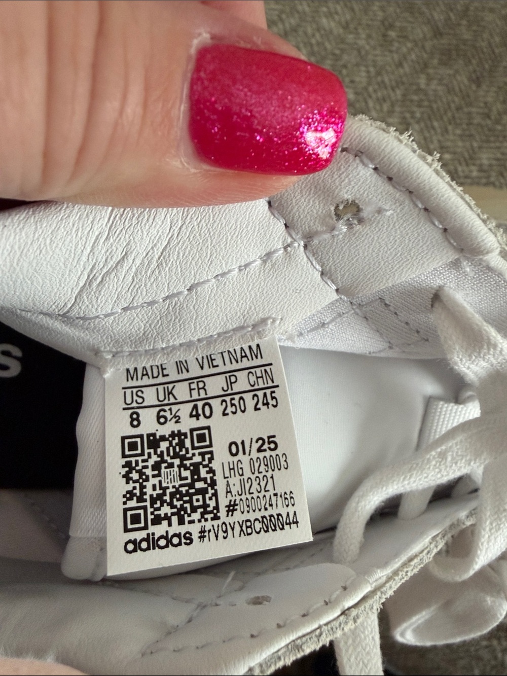 NWOT - adidas White Lifestyle Low-Top Sneakers - Picture 2 of 5
